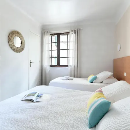 Val Flores Logis Biarritz