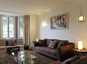 Val Flores Logis ביאריץ