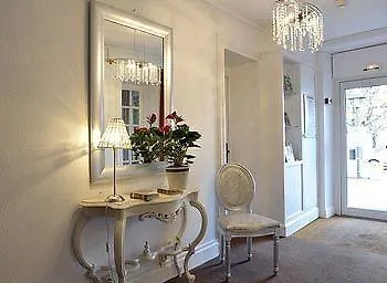 Szálloda Val Flores Logis Biarritz