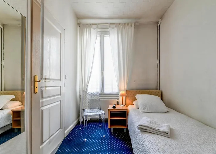 Val Flores Logis Hotel