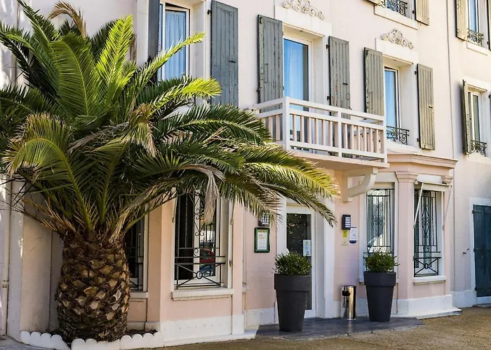 Val Flores Logis Hotel Biarritz