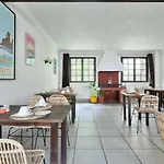 Val Flores Logis 酒店 比亚里茨