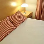 Val Flores Logis 酒店 比亚里茨