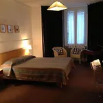 Val Flores Logis 酒店 比亚里茨
