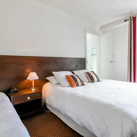 Val Flores Logis 2* Μπιαρίτζ