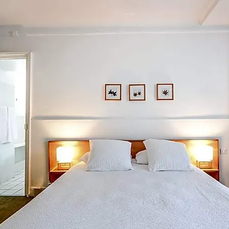 Val Flores Logis Hotel