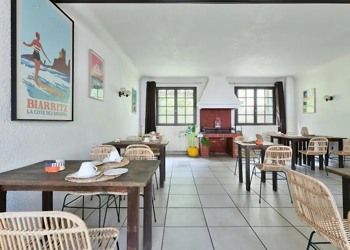 Val Flores Logis Hotel Biarritz